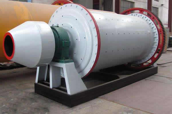 Intermittent ball mill