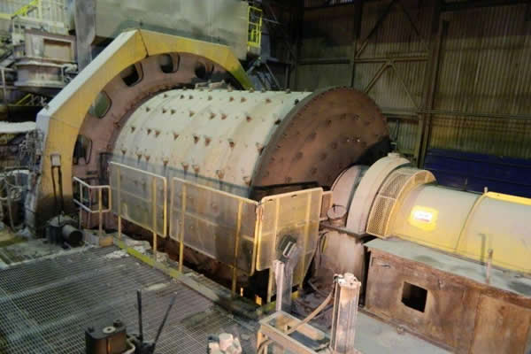 Quartz sand ball mill